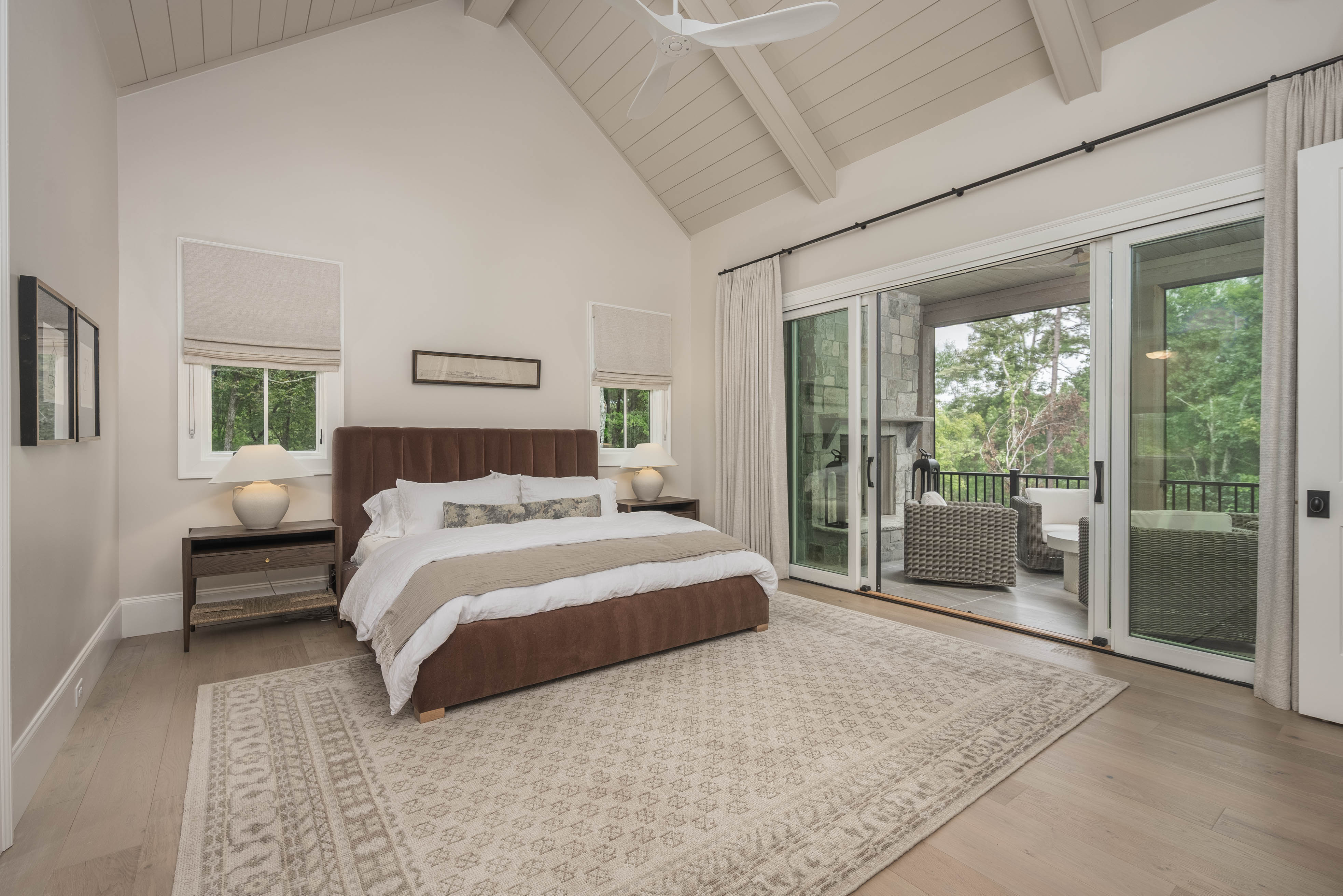 1020 Eastridge Loop image 14